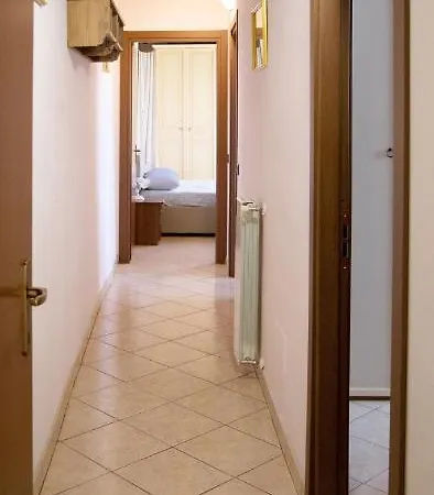 Appartement Fulvia - Courtyard With Balcony Arona