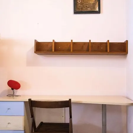 Fulvia - Courtyard With Balcony Appartement